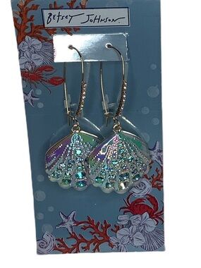 Betsey Johnson Sea Life Shell Dangle Earrings New